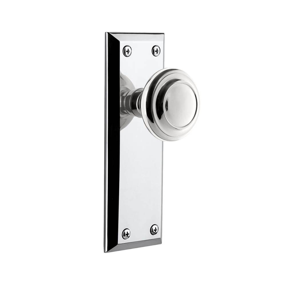 Grandeur Hardware Fifth Avenue Plate Privacy with Circulaire Knob in Bright Chrome