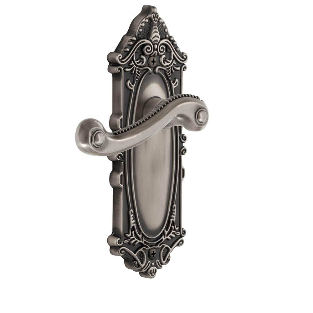 Grandeur Hardware Grande Victorian Plate Passage with Newport Lever in Antique Pewter